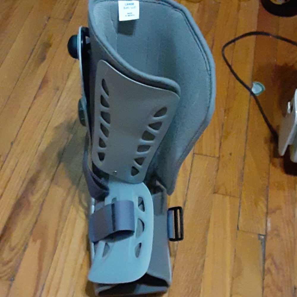 Right Recovery Boot - Picture 2 of 2